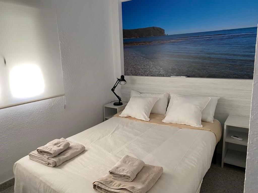 Apartamento Rosarioyemma - Primera Linea De Playa Con Vista Mar Javea Dış mekan fotoğraf